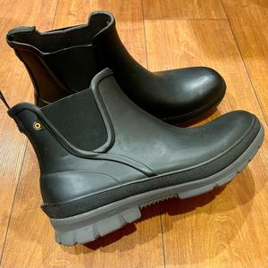 BOGS Amelia slip on rain ankle boots